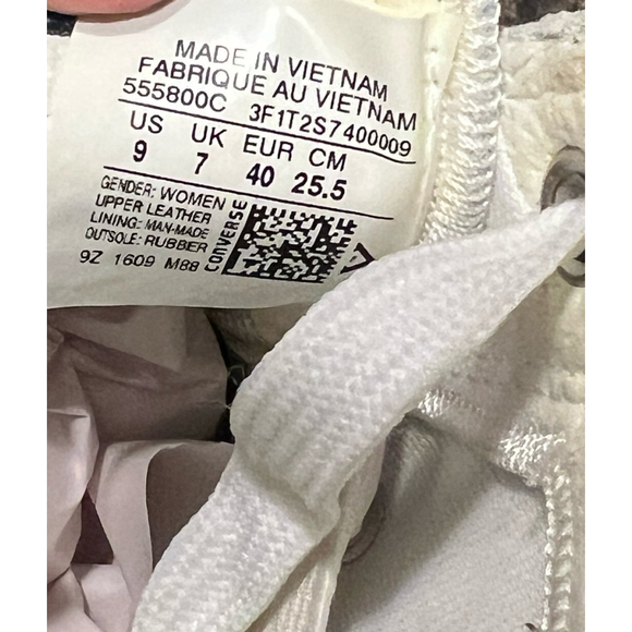 CONVERSE CHUCK TAYLOR ALL STAR II PERFORATED METALLIC LEATHER SILVER - Picture 9 of 9